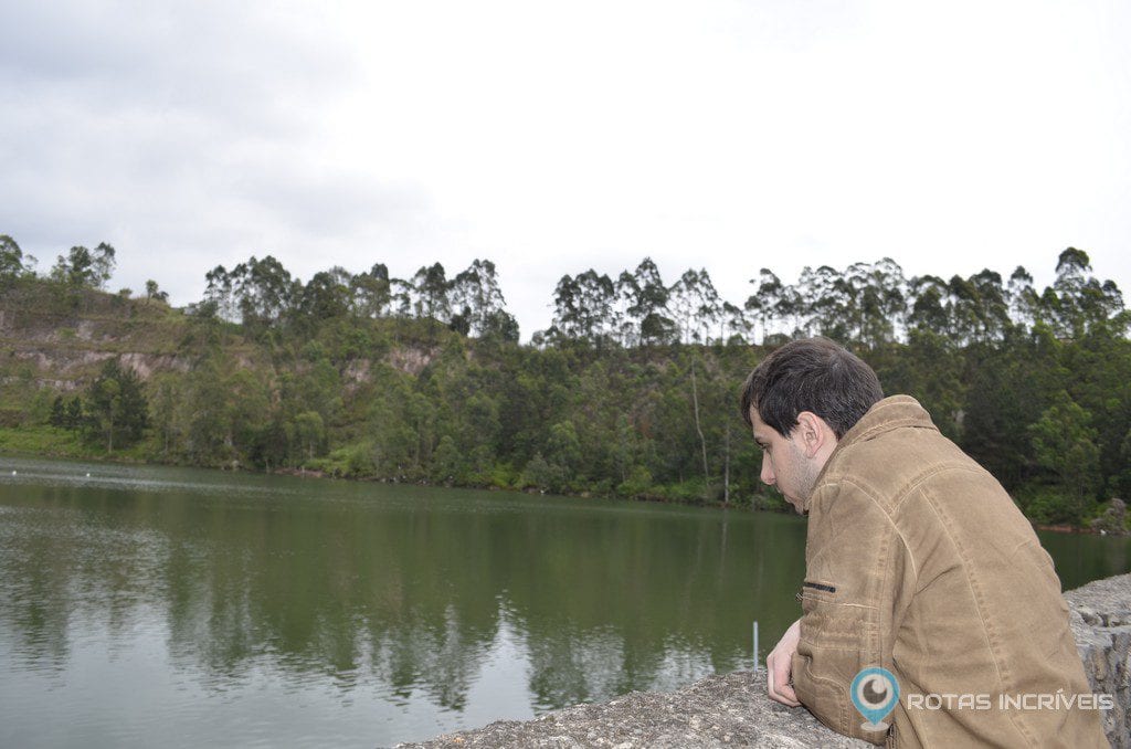 Parque do Lago Francisco Rizzo em Embu das Artes